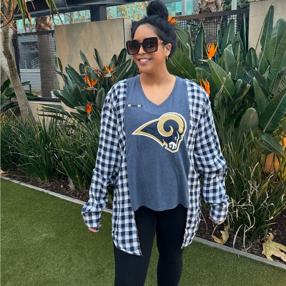 Los Angeles Rams long sleeve V-neck reworked flannel tee - Picture 2 of 5